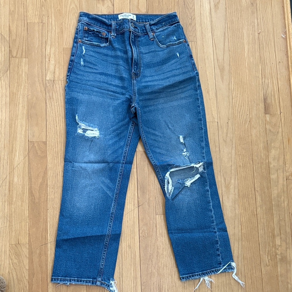 Abercrombie & Fitch Ultra High Rise Ankle Straight Jeans